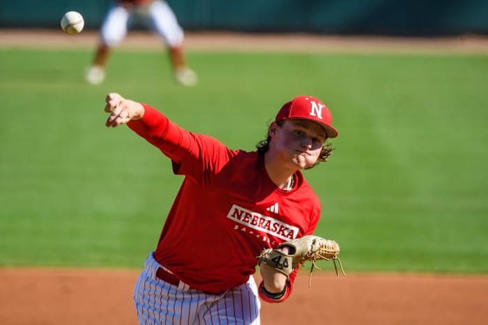 01_Ryan Harahill_BSB Red-White G1 1009